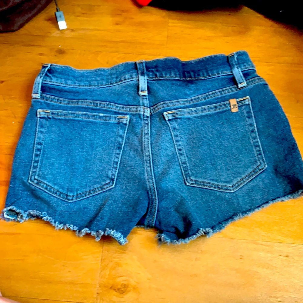 NWOT Joe’s Jean shorts. Size 26